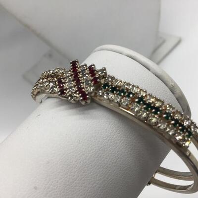 Beautiful Rhinestone Hinged Bracelet. vintage