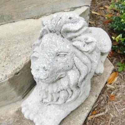 Concrete Lion Statuette Choice A