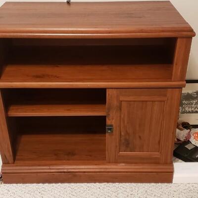 Cabinet/ bookshelf