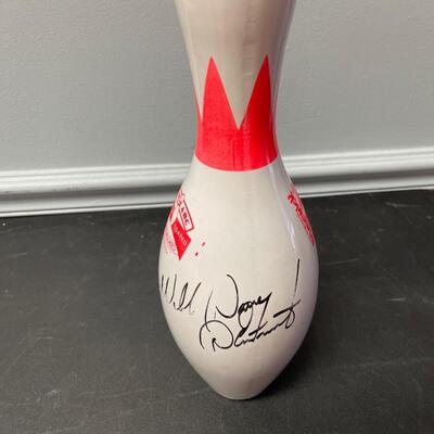Official Bowling Pin Signed by 70â€™s Bowlers