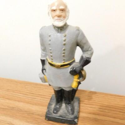 Vintage Cast Iron Robert E. Lee Statuette