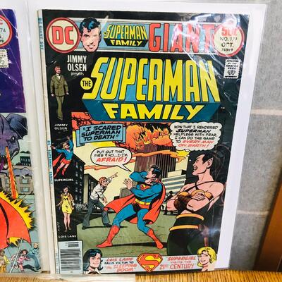 Lot of 3 Superman Family