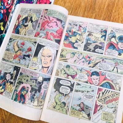 Lot of 6 Defenders & Hawkeye