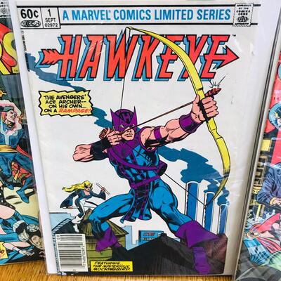 Lot of 6 Defenders & Hawkeye