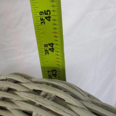 White Wicker Rocking Chair