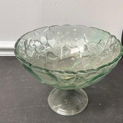 Vintage Scalloped Edge Green Bowl with Grape and Leaf Decor