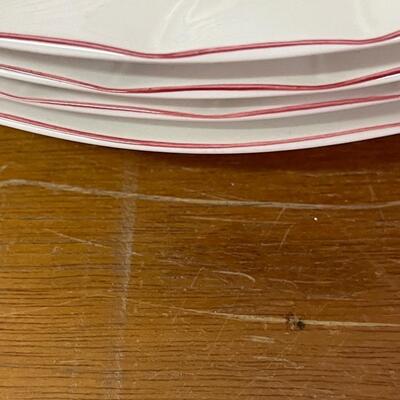 4 Villeroy and Boch 8â€ plate in the Persia pattern
