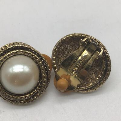 Erwin Pearl Vintage Faux Earrings. Marked