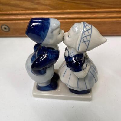 Delphi Holland Kissing Boy and Girl