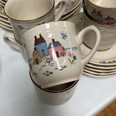 International  Japan Vintage Heartland 4 Place Dinner Set