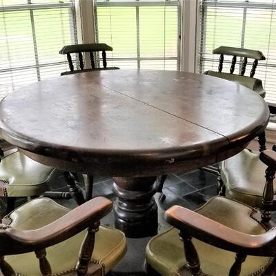 Lot #169  Vintage 1970's Coloni-Awful  Eat-In Kitchen Table and Chairs
