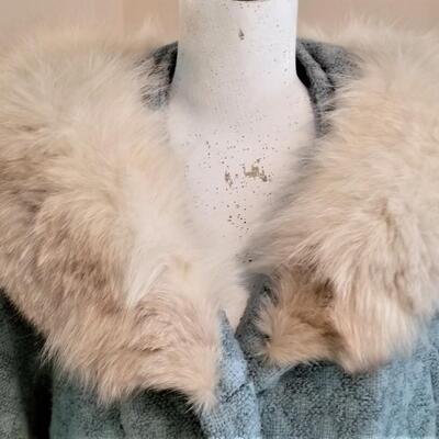 Lot #172  Great Vintage Ladies Coat - Goldrings