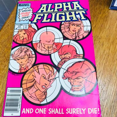 Lot of 7 ALPHA FLIGHT Comicx