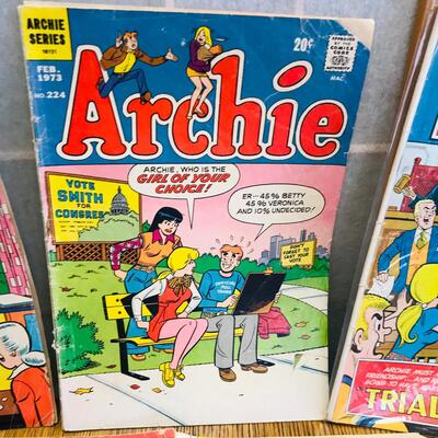 Lot of 23 ARCHIE & the Gang Comic Books