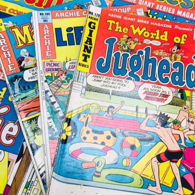 Lot of 23 ARCHIE & the Gang Comic Books