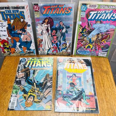 Lot of 5 The NEW TITANS