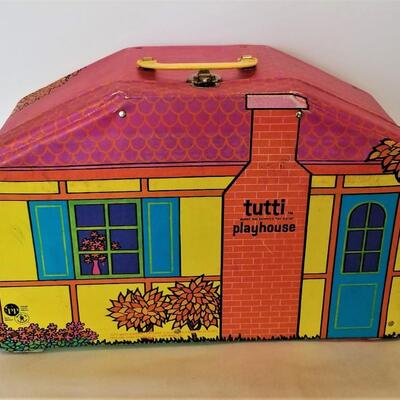 Lot #176  Vintage TUTTI Playhouse/Carry Case