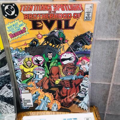 Lot of 13 Assorted 1990s Comics