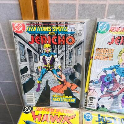 Lot of 13 Assorted 1990s Comics