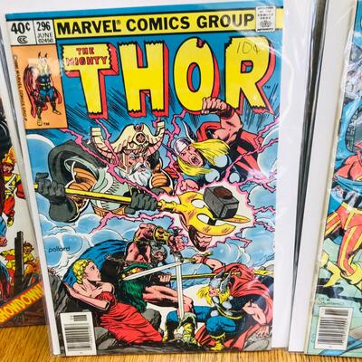 Lot of 7 Assorted Comics