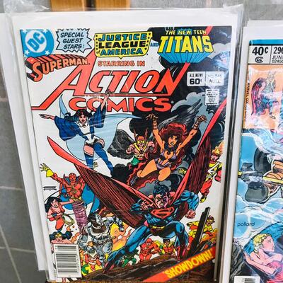 Lot of 7 Assorted Comics