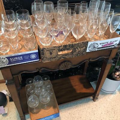 L24- various wine & champagne glasses