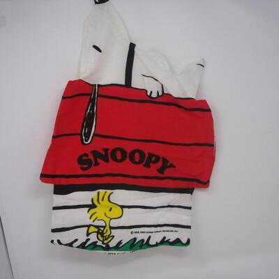 Lot of 3 Snoopy Cut N Sew Snoopy on Dog House