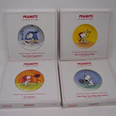Schmid 4 SNOOPY Plates Snoopy playing Sports