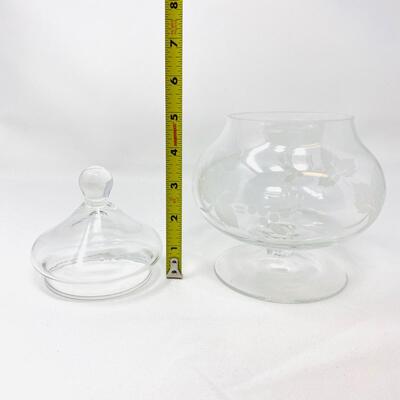 DECORATIVE GLASS APOTHECARY JAR