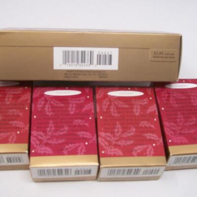 A Charlie Brown Christmas Hallmark Ornament & Display Set