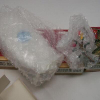 A Charlie Brown Christmas Hallmark Ornament & Display Set