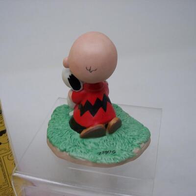 Hallmark Porcelain Figure HUGS Charlie hugging Snoopy
