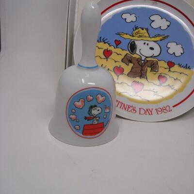Schmid SNOPPY Valentines Plate & Bell