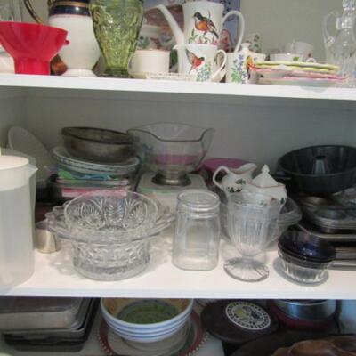 Contents of Pantry- Miscellaneous Kitchen Goods