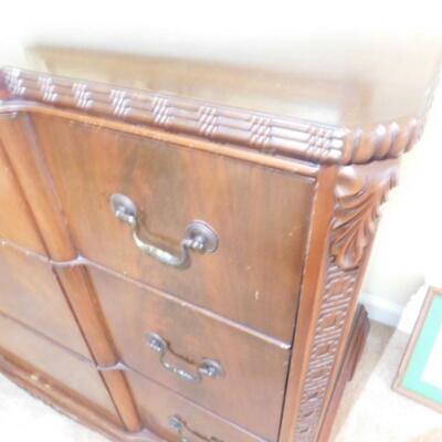 Gorgeous Vintage Breakfront Three Drawer Mahogany Dresser