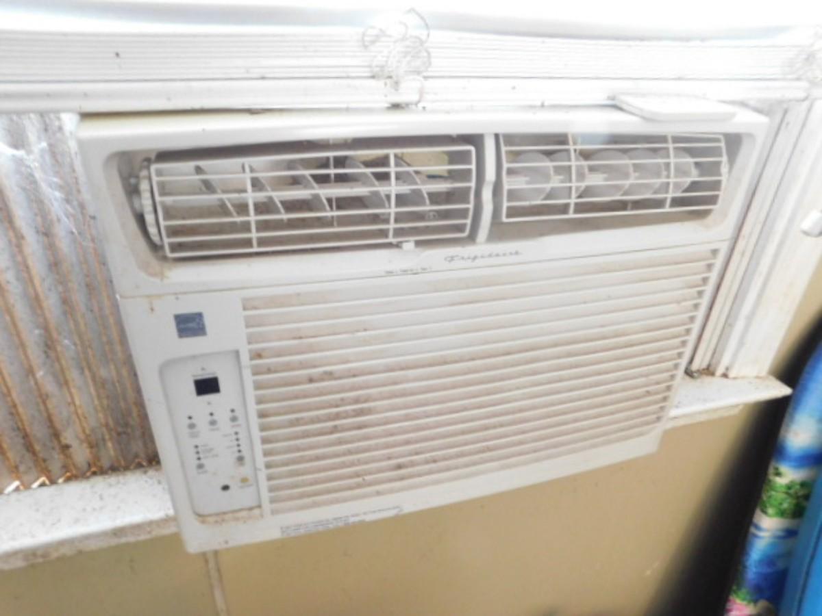 Electrolux Window Unit Air Conditioner