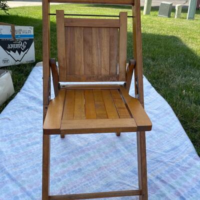 Small wooden foldable chair