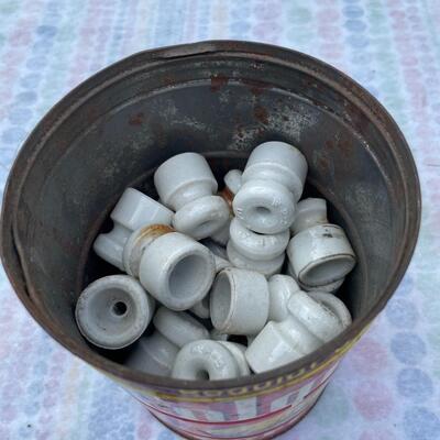 Can of ceramic insulators