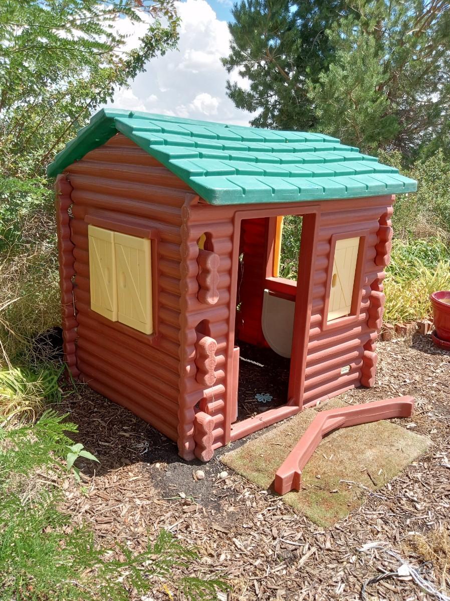 plastic log cabin playhouse little tikes