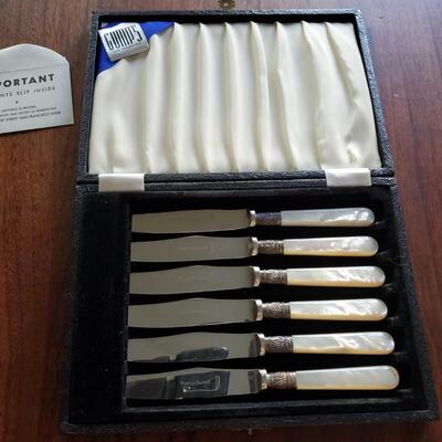 Gumps Mother of Pearl Steak Knives
