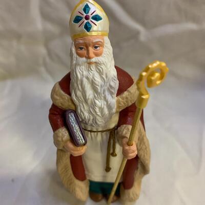 St. Nicholas Hallmark Keepsake Ornament Christmas Visitors New Collectorâ€™s Series