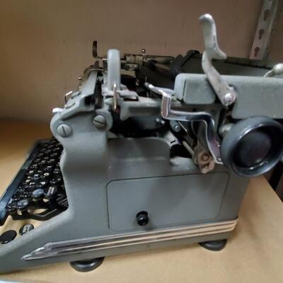 Underwood Vintage Typewriter