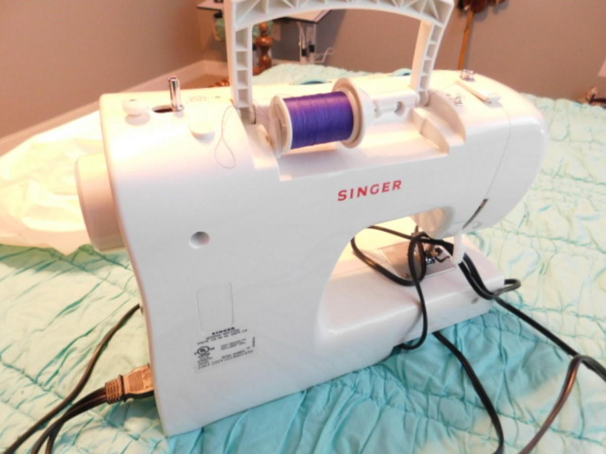 Singer Sewing Machine Model 2263