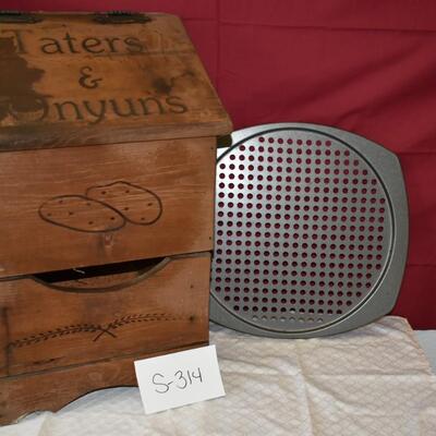 Taters & Onyuns Box