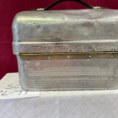 Lunch box