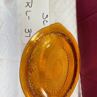 Oval candy bowl