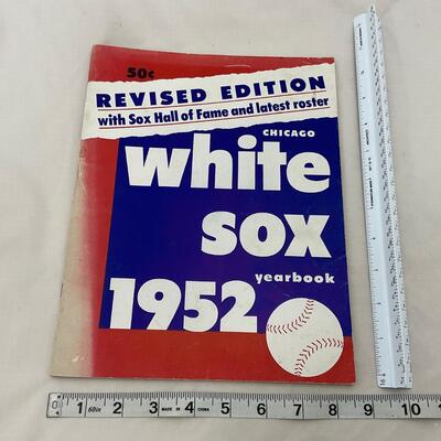 -39- BASEBALL | 1952 Chicago White Sox's Yearbook