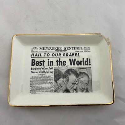 -66- BASEBALL | 1957 Milwaukee Braves World Series Champion Ashtray