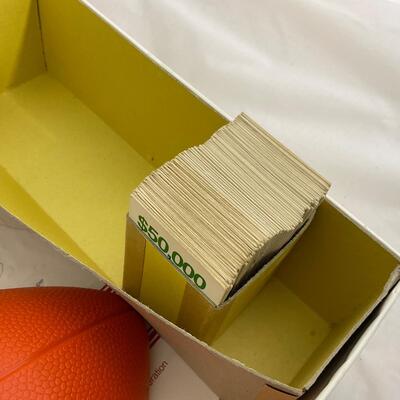 -69- FOOTBALL | 1973 Pro Draft Football Game with Cards