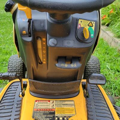 CUB CADET  RIDING MOWER LTX 1040 - RUNS!